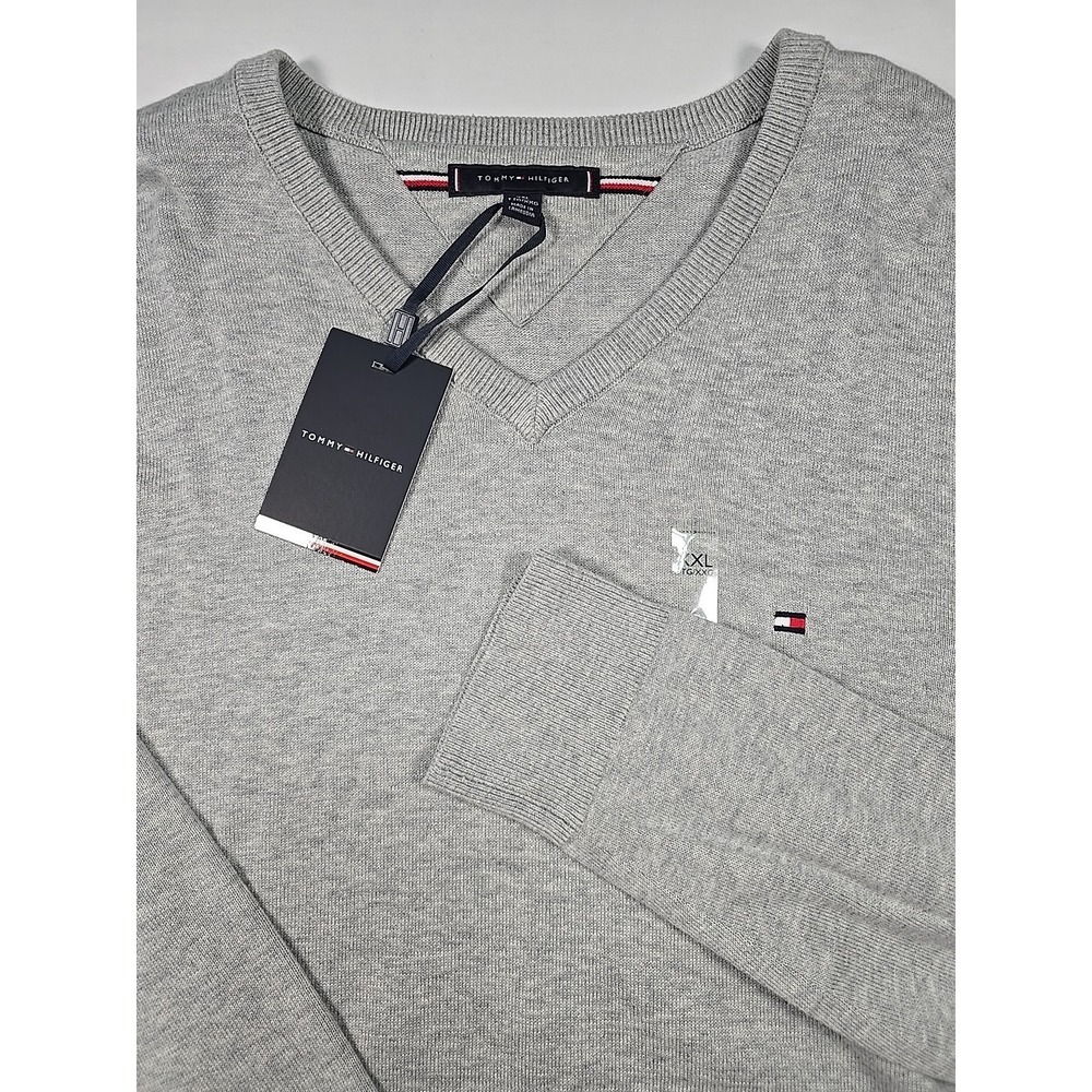 Tommy Hilfiger Mens 2XL Gray Long Sleeve V Neck Knit Sweater Classic NWT